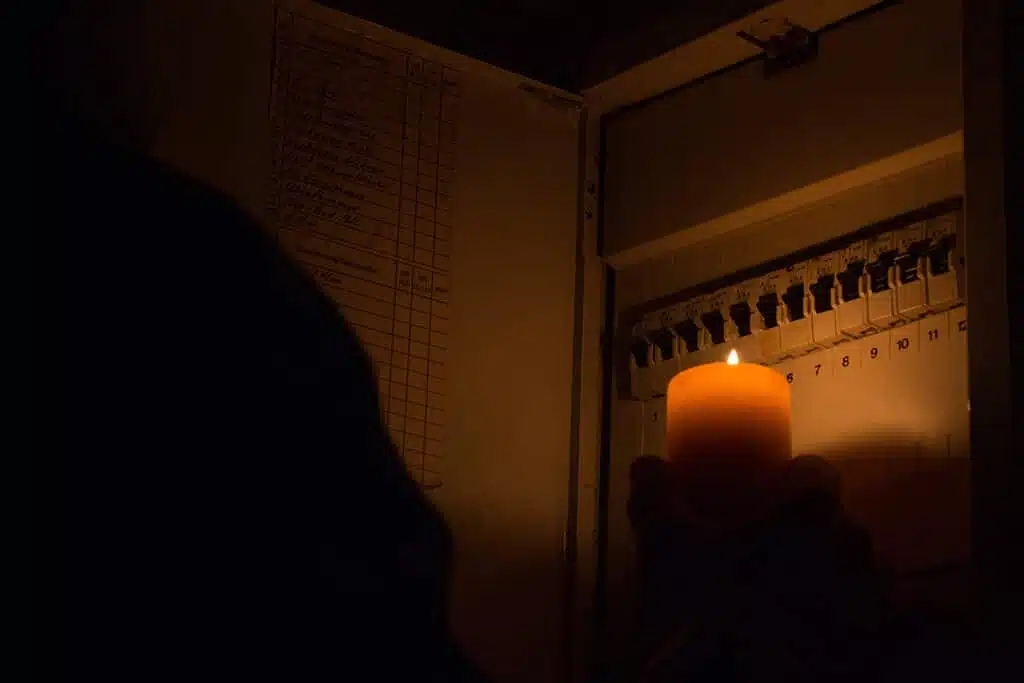 When to Call for an Emergency Electrical Service in Fort Worth