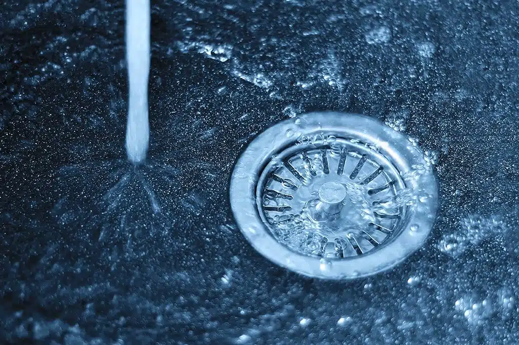 What To Do If Your Shower Drain Smells in Euless - Tioga Contractors
