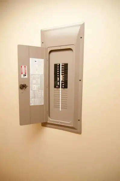 Most Common Electrical Problems in Our Homes - Tioga Contractors