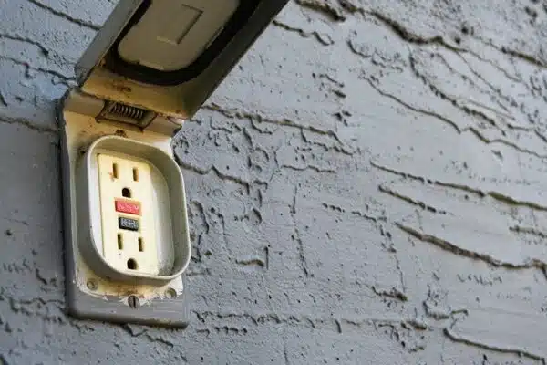 Signs It’s Time To Call An Electrician - Tioga Contractors