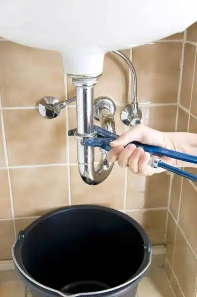 8 Signs Your Bathroom Needs a Quick Plumbing Fix - Tioga Plumbing and Electric