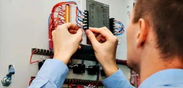 Get your Hands on Good Electrical Services in Dallas - Tioga Plumbing and Electric