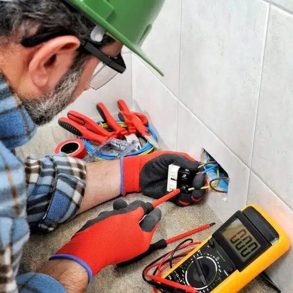 10 Signs You Need a Professional Electrician in Carrolton - Tioga Plumbing and Electric