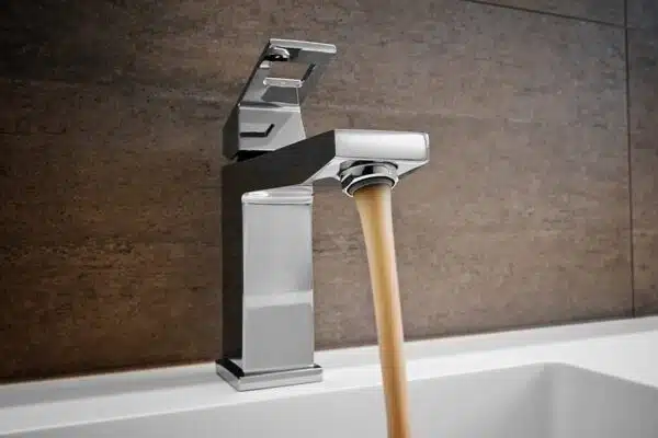 6 Signs That You Should Call for Plumbing Service - Tioga Plumbing and Electric